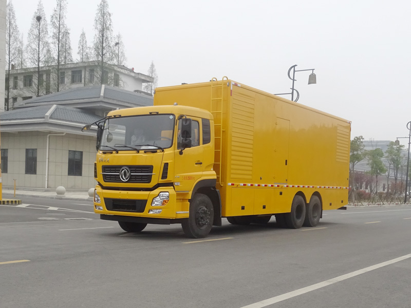 東風(fēng)天龍后八輪電源車(chē)500-800kW