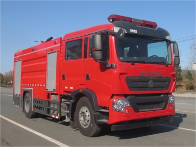 豪沃8噸泡沫消防車